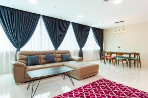 Bright 2BR Condo for 6 I KL City View